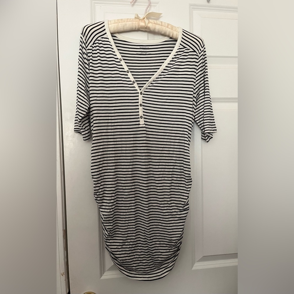 NWT Motherhood Navy & White Striped Top